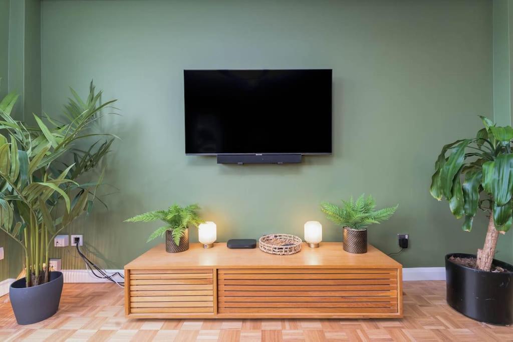 Lovely Apartment With Spectacular Views & Free Parking Brighton ภายนอก รูปภาพ